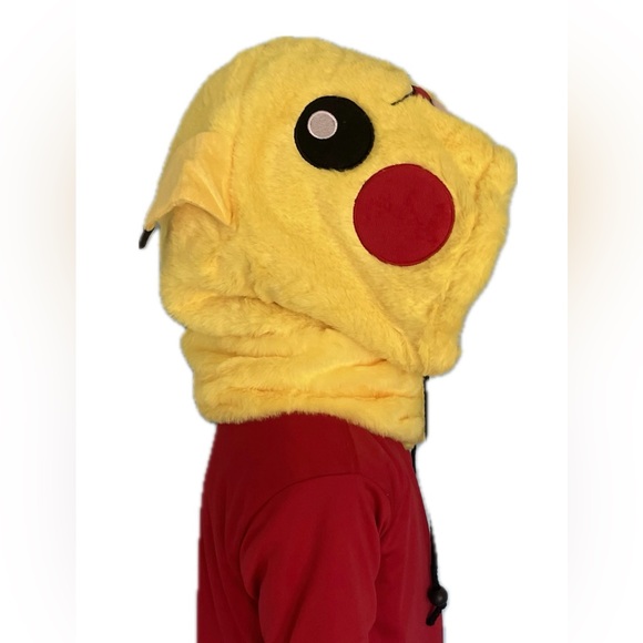 Character Hood - Picture 3 of 5